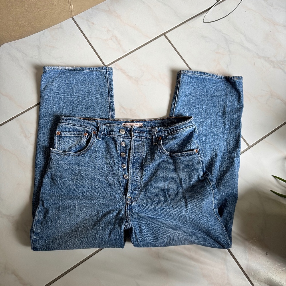 Levi Ribcage Straight Ankle